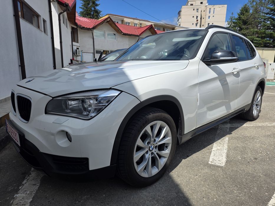 Vând bmw X1 Diesel Sdrive Cutie Automată 8+1 e84 LCI bixenon Adaptive Navi mare Proff. Harman&Kardon