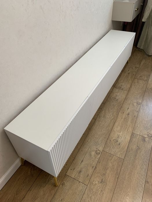 Тумба под телевзор