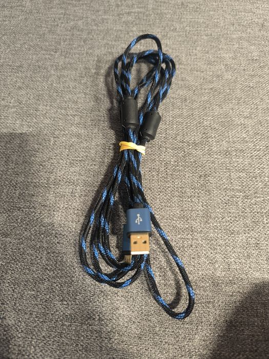 PlayStation 4 Pro 1TB + Charging Station + 2 контролера + 3м кабел