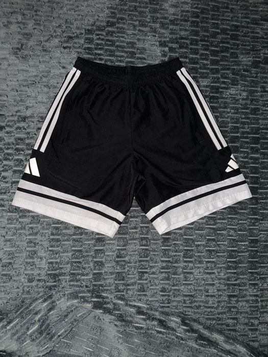 Adidas Legends 3-Stripes къси панталони