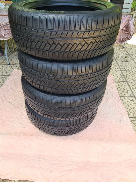 Зимни гуми Continental 235/55/18