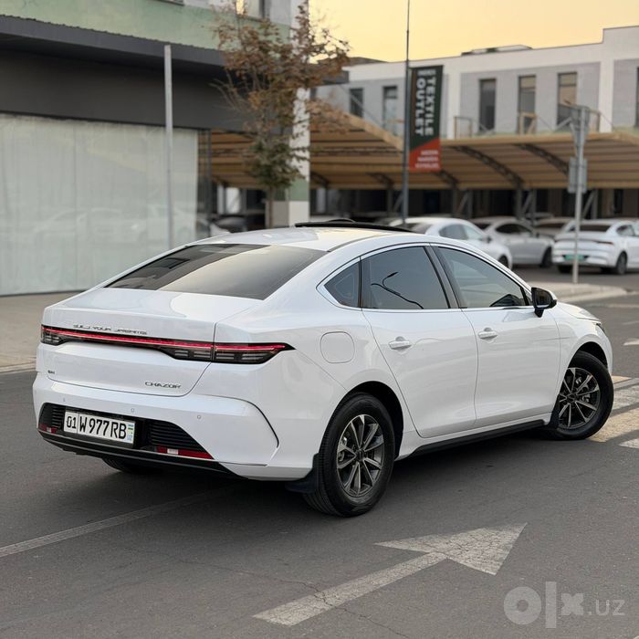 BYD Chazor 2024 DM-i 55Km Gibrid Lyuk bor Kraska Tozza Xolati Ideal !