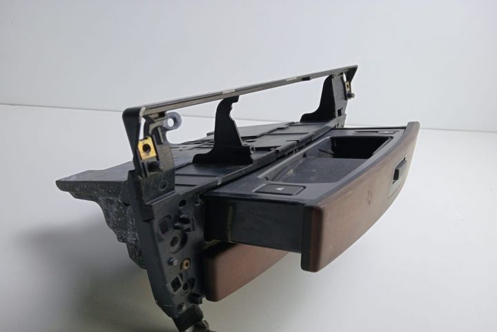 Sertar consola centrala  7032886 BMW Seria 7 E65/E66