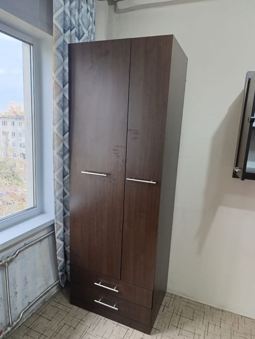 Срочно продам мебель в спальню