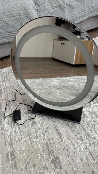 Зеркало с подсветкой