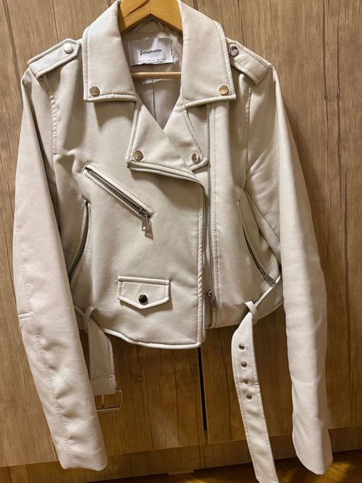 Куртка Stradivarius