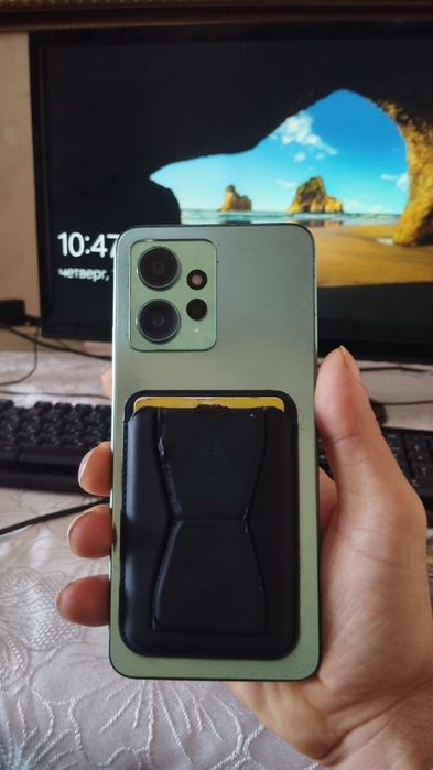 Продам или обменяю редми нот 12