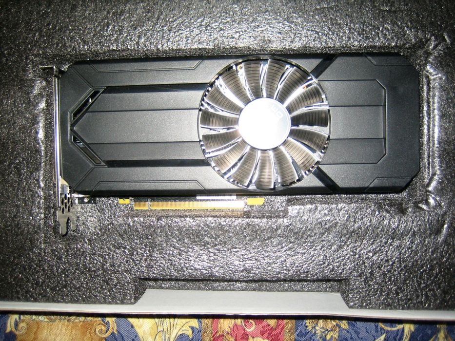 Видео карта 1060