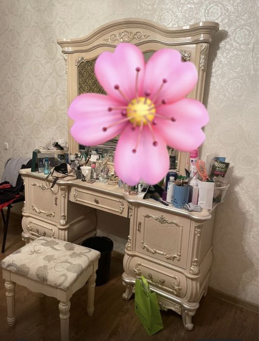 Спальный гарнитур