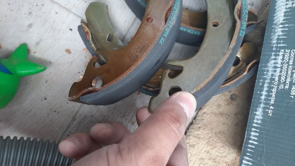 Оригинал Колодка задний ваз 2114