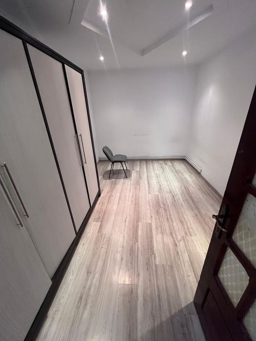 Inchiriez casa zona centrala