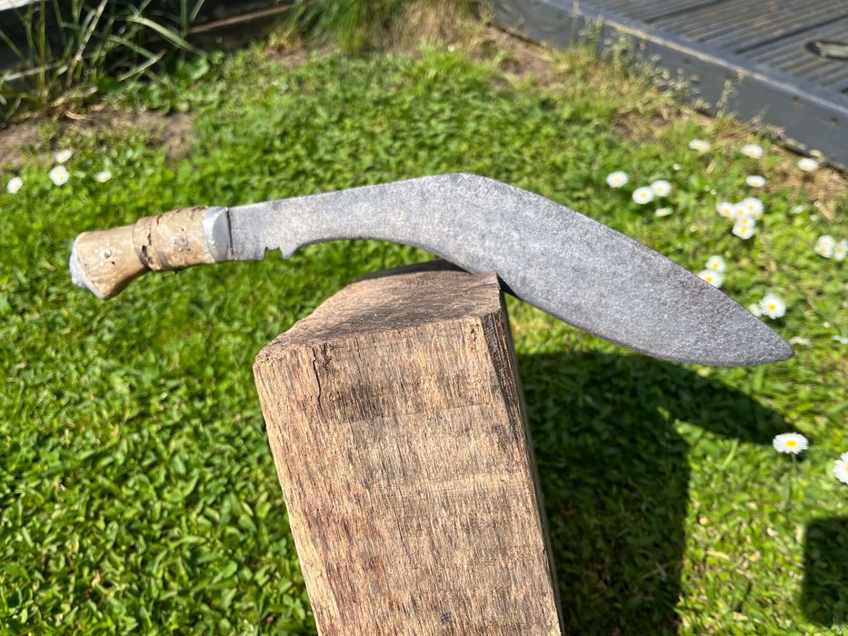 Лазерно почистване на ръжда боя реставрация на оръжия ретро автомобили