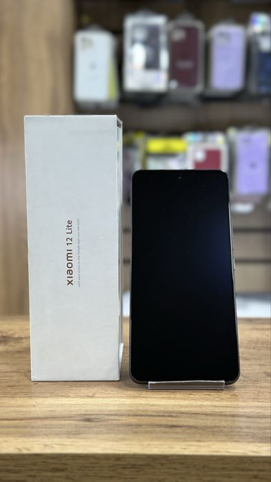 В продаже Xiaomi 12 lite
