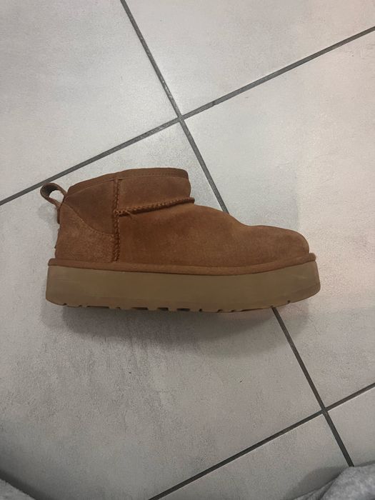 UGG ULTRA MINI         Marimine  33.5