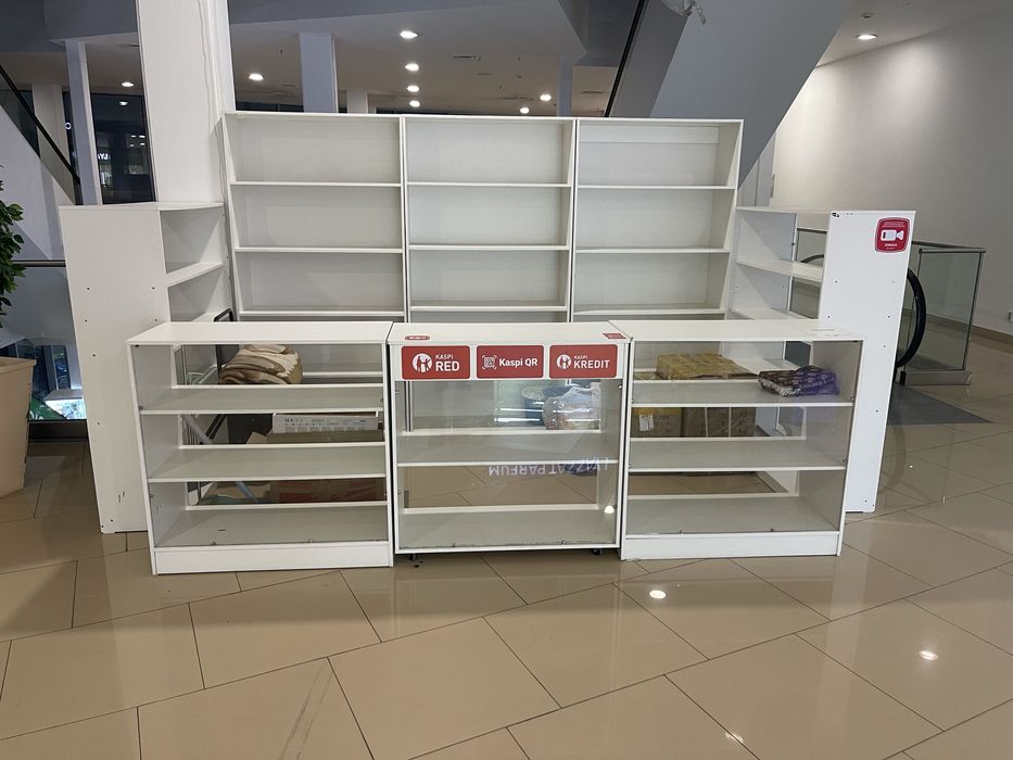 Полка, витрина, стеллаж