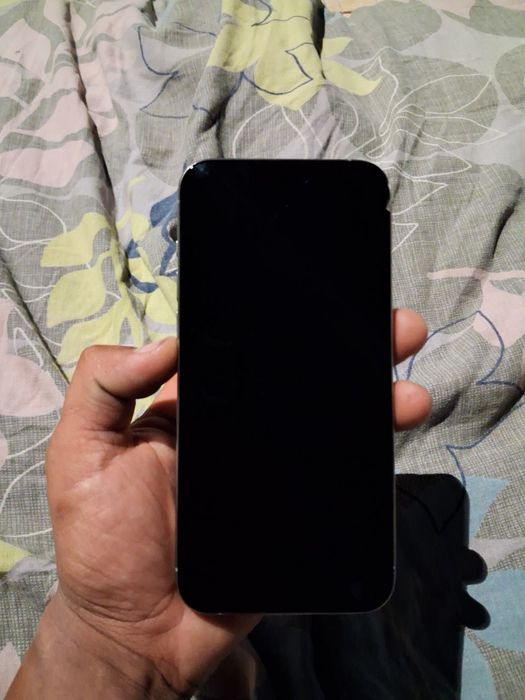 Iphone 15 pro max 256 gb 88 yomkis 651 sekl amerkanski sim blok bolgan