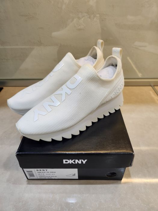 DKNY! Оригиални дамски обувки!