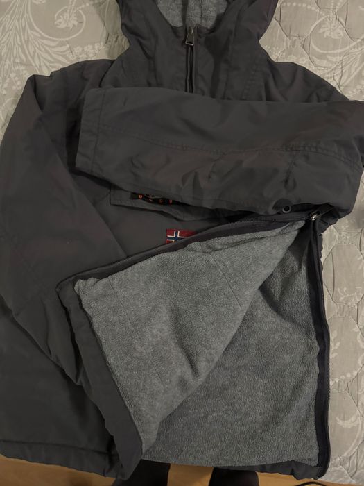 Зимно яке napapijri 152 см.