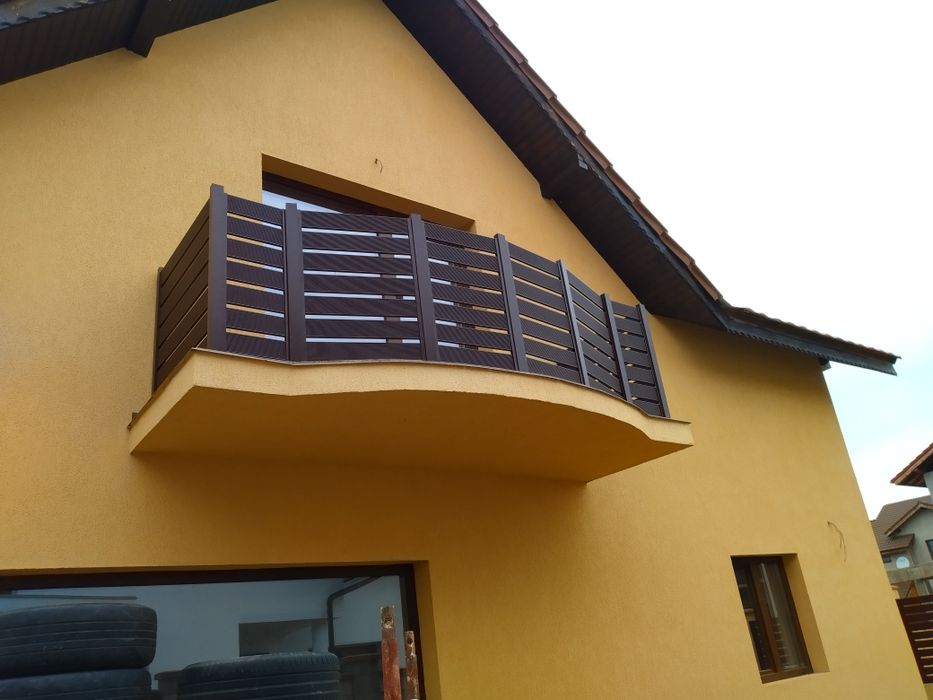 Balcoane aluminiu vopsit in camp electrostatic