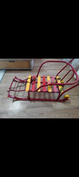 Продам Санки с колесиками