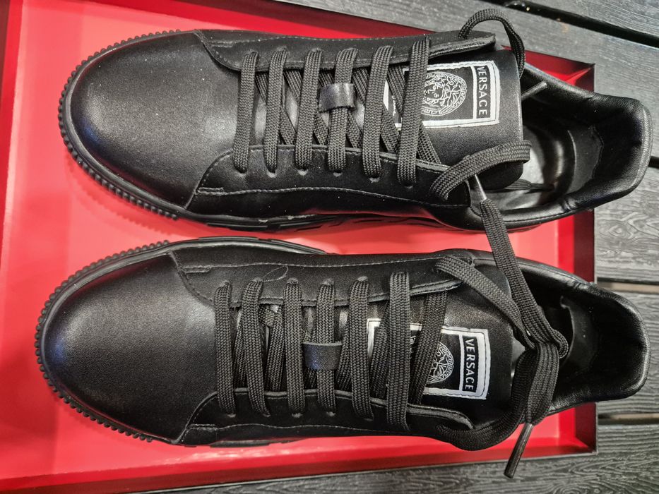 Sneakers / pantofi sport Versace