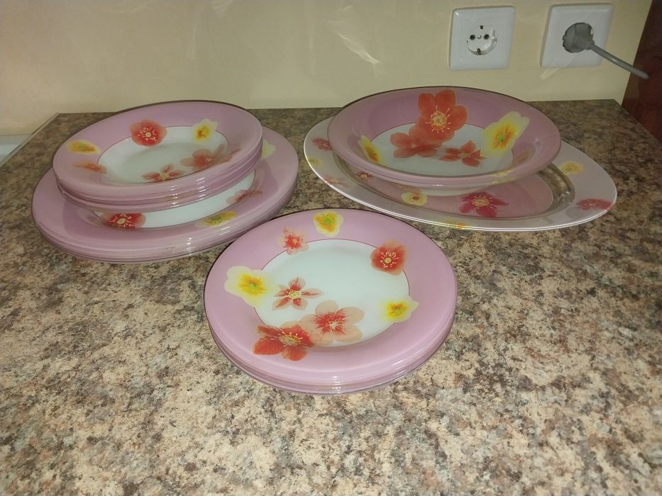 Продам посуду от сервиза
