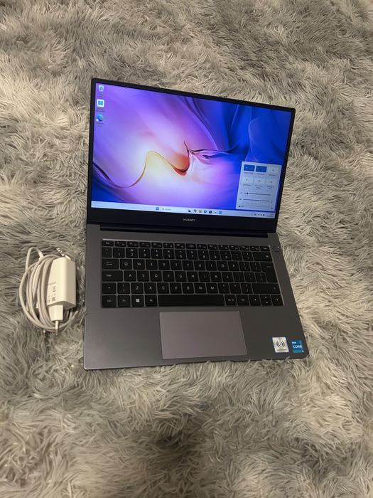 Laptop Huawei MateBook D14