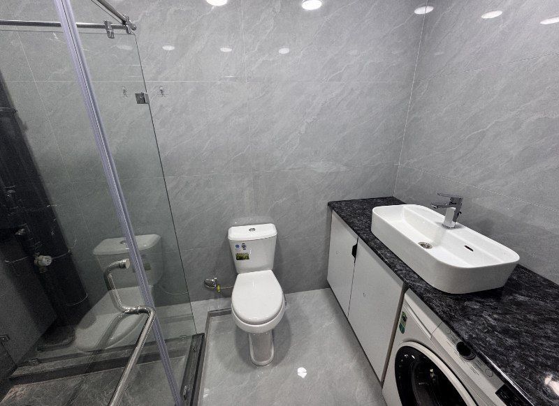 Аренда квартиры в центре 2/1/4 Узбум ул Баку новостройка евро