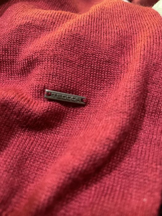 Пуловер Teodor