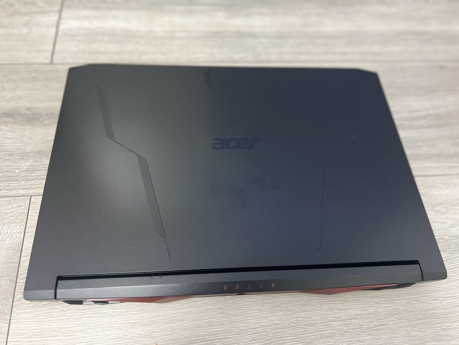 Laptop Gaming cu GTX 1650 si i5 11300H