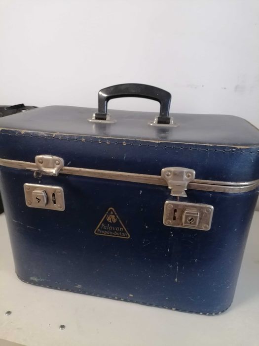 Vând butelie camping cu 2 ochiuri