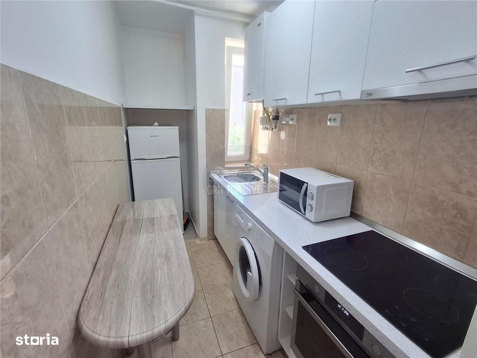 Apartament 2 camere balcon zona Cedonia