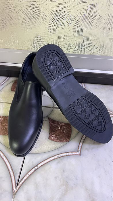 Продам мужские  туфли
