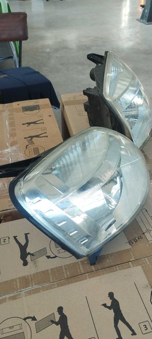 Фарове за Пежо, Ситроен ляв и десен 2003  използвани но са като нови