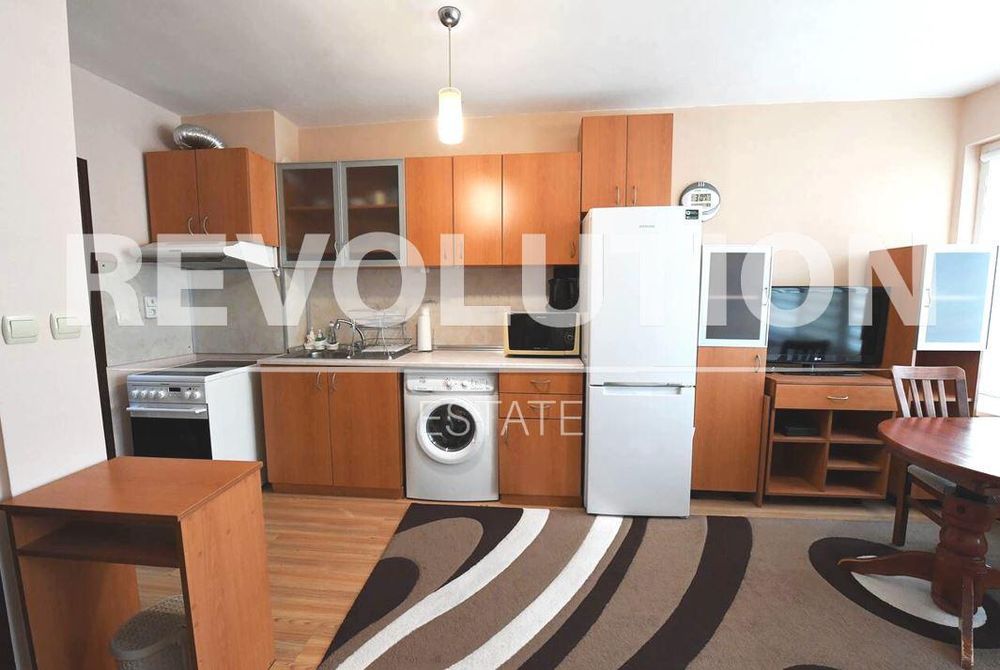 Дава се под наем Двустаен апартамент в Варна, Аспарухово - 50 кв.м за 300 € - Снимка #2