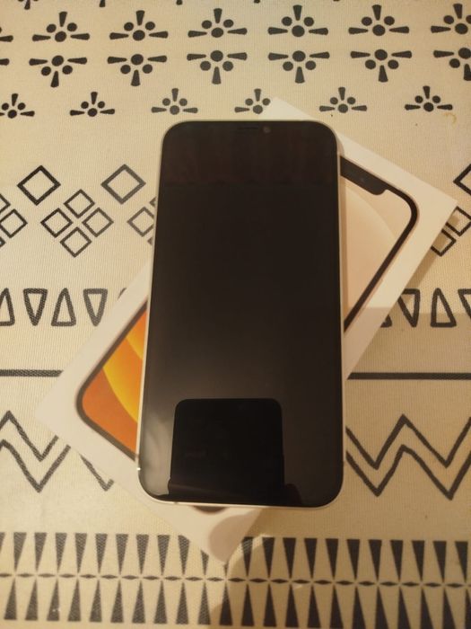 Айфон 12 АКБ 100%