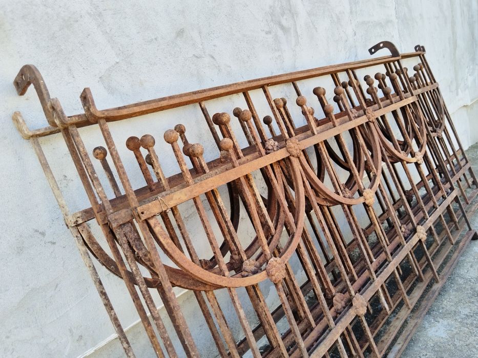 Комплект Стара Кована Ограда, Парапет / 4 Панела / 8 Метра / 120/140кг