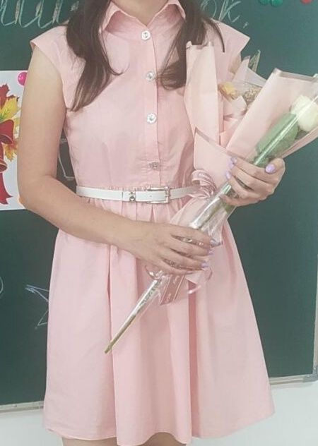 Продам платья недорого