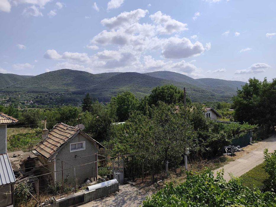 Триетажна вила, местност Драката