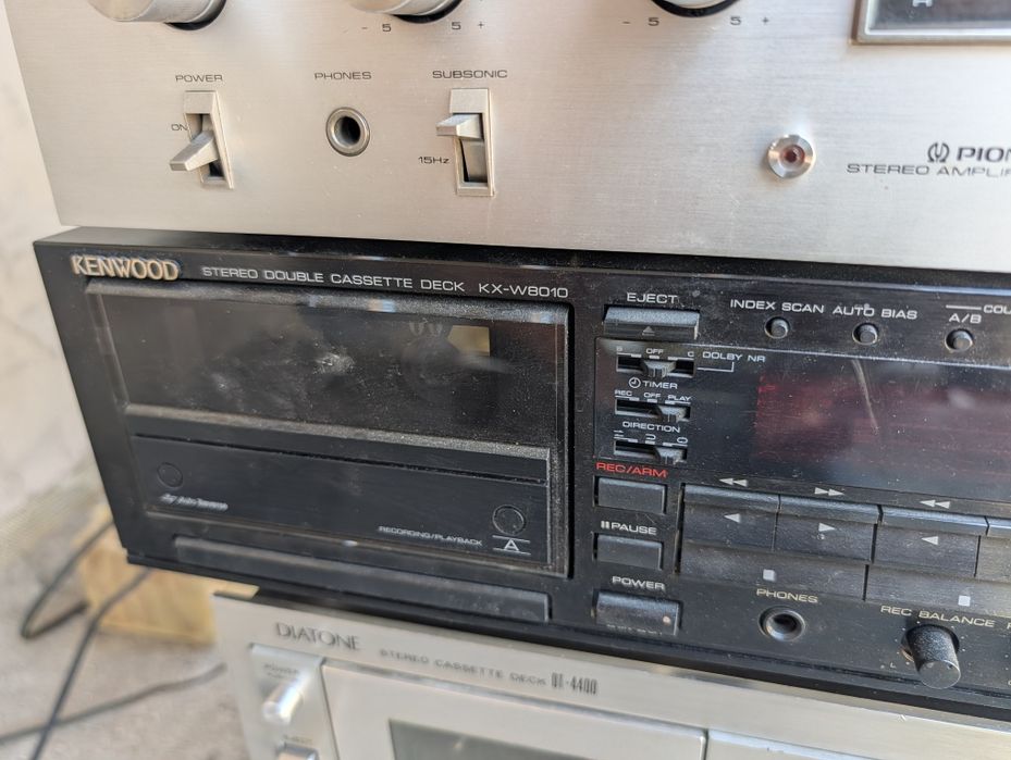 Hi-fi technics pioneer