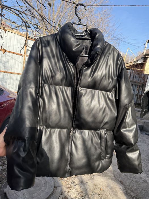 Куртка пуховик экокожа М - Л