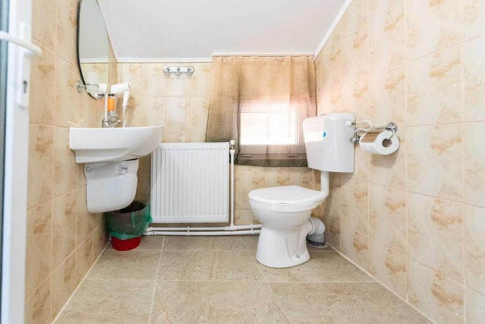 Vand Pensiune Eforie Nord Afacere la Cheie