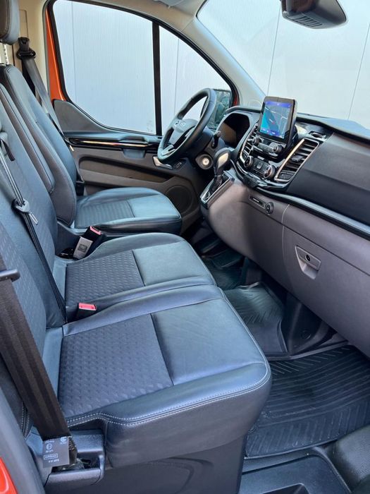 Ford transit custom sport