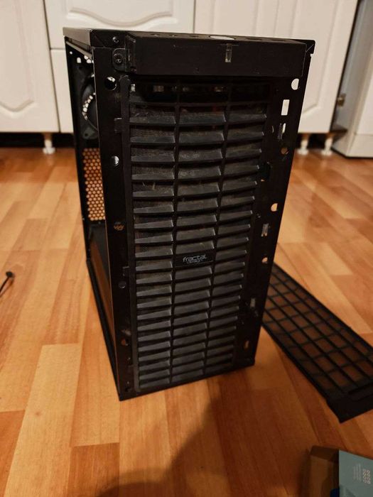 корпус Fractal Design Define C