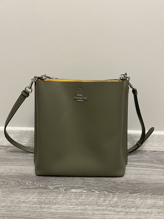 Кожаная сумка Coach
