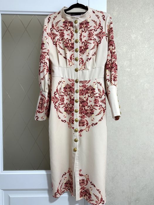 Продам красивые платья