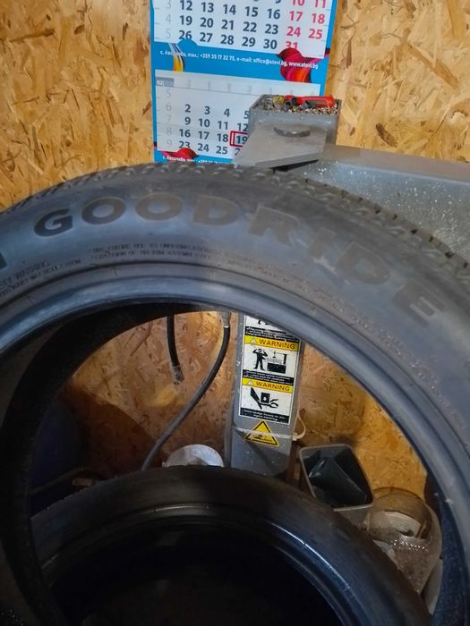 205 55 17 гуми 2 броя