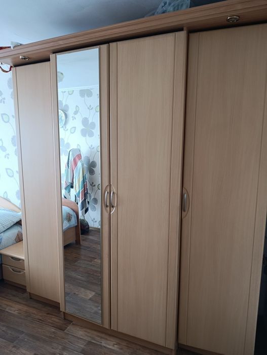 Спальный гарнитур б/у