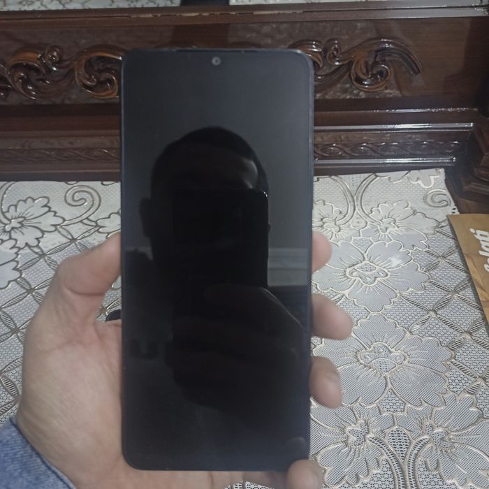 Redmi A 3 128g sotiladi