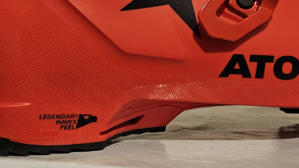 Лыжные ботинки Atomic 120S Prime Hawk